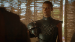 extant_GameOfThrones_3x09-TheRainsOfCastamere_0955