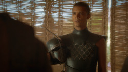 extant_GameOfThrones_3x09-TheRainsOfCastamere_0956