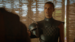 extant_GameOfThrones_3x09-TheRainsOfCastamere_0976
