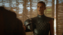 extant_GameOfThrones_3x09-TheRainsOfCastamere_0977