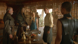 extant_GameOfThrones_3x09-TheRainsOfCastamere_0989