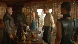 extant_GameOfThrones_3x09-TheRainsOfCastamere_0990