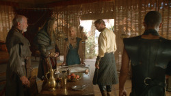 extant_GameOfThrones_3x09-TheRainsOfCastamere_0993