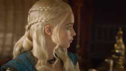 extant_GameOfThrones_3x09-TheRainsOfCastamere_1027