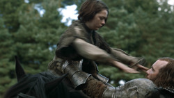 extant_GameOfThrones_3x09-TheRainsOfCastamere_1235