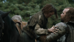 extant_GameOfThrones_3x09-TheRainsOfCastamere_1236