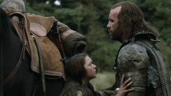 extant_GameOfThrones_3x09-TheRainsOfCastamere_1237