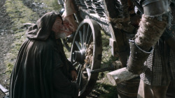 extant_GameOfThrones_3x09-TheRainsOfCastamere_1270