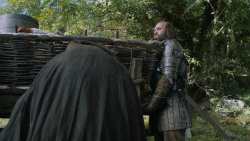 extant_GameOfThrones_3x09-TheRainsOfCastamere_1284