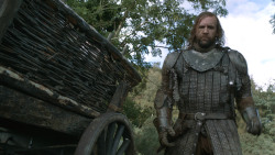 extant_GameOfThrones_3x09-TheRainsOfCastamere_1302
