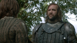 extant_GameOfThrones_3x09-TheRainsOfCastamere_1309