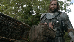extant_GameOfThrones_3x09-TheRainsOfCastamere_1358