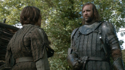 extant_GameOfThrones_3x09-TheRainsOfCastamere_1371