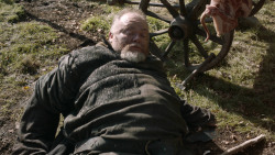 extant_GameOfThrones_3x09-TheRainsOfCastamere_1391