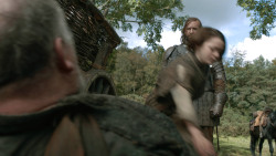 extant_GameOfThrones_3x09-TheRainsOfCastamere_1394