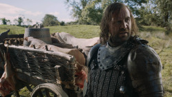 extant_GameOfThrones_3x09-TheRainsOfCastamere_1411