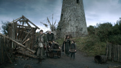 extant_GameOfThrones_3x09-TheRainsOfCastamere_1417