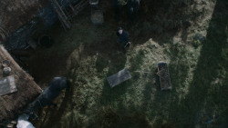 extant_GameOfThrones_3x09-TheRainsOfCastamere_1530
