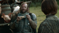extant_GameOfThrones_3x09-TheRainsOfCastamere_1835