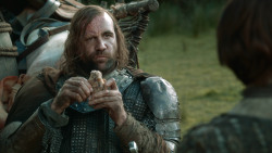 extant_GameOfThrones_3x09-TheRainsOfCastamere_1884