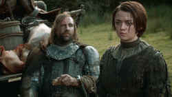 extant_GameOfThrones_3x09-TheRainsOfCastamere_1941