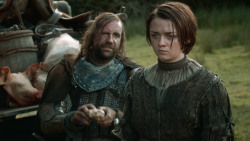 extant_GameOfThrones_3x09-TheRainsOfCastamere_1972