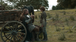 extant_GameOfThrones_3x09-TheRainsOfCastamere_1996