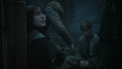 extant_GameOfThrones_3x09-TheRainsOfCastamere_2037