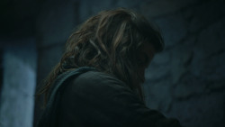 extant_GameOfThrones_3x09-TheRainsOfCastamere_2050