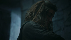 extant_GameOfThrones_3x09-TheRainsOfCastamere_2077