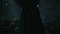 extant_GameOfThrones_3x09-TheRainsOfCastamere_2097