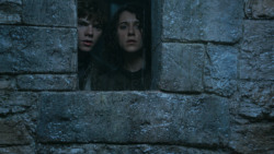 extant_GameOfThrones_3x09-TheRainsOfCastamere_2154