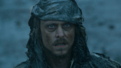 extant_GameOfThrones_3x09-TheRainsOfCastamere_2235