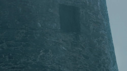 extant_GameOfThrones_3x09-TheRainsOfCastamere_2237