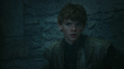 extant_GameOfThrones_3x09-TheRainsOfCastamere_2251