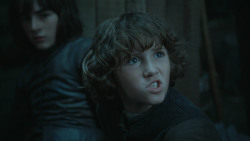 extant_GameOfThrones_3x09-TheRainsOfCastamere_2273