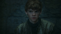 extant_GameOfThrones_3x09-TheRainsOfCastamere_2281