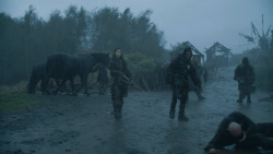 extant_GameOfThrones_3x09-TheRainsOfCastamere_2302