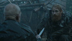 extant_GameOfThrones_3x09-TheRainsOfCastamere_2350