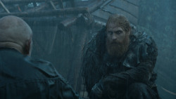 extant_GameOfThrones_3x09-TheRainsOfCastamere_2361