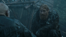 extant_GameOfThrones_3x09-TheRainsOfCastamere_2370