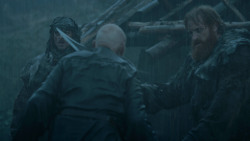 extant_GameOfThrones_3x09-TheRainsOfCastamere_2414