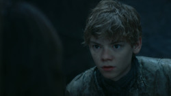 extant_GameOfThrones_3x09-TheRainsOfCastamere_2445