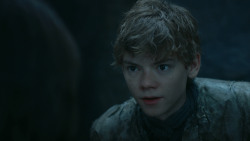 extant_GameOfThrones_3x09-TheRainsOfCastamere_2461