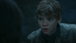 extant_GameOfThrones_3x09-TheRainsOfCastamere_2469
