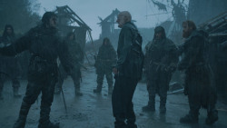 extant_GameOfThrones_3x09-TheRainsOfCastamere_2481