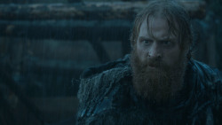 extant_GameOfThrones_3x09-TheRainsOfCastamere_2572