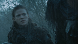 extant_GameOfThrones_3x09-TheRainsOfCastamere_2748