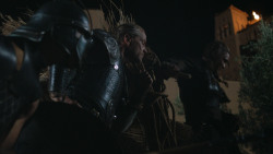 extant_GameOfThrones_3x09-TheRainsOfCastamere_2796