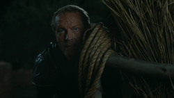 extant_GameOfThrones_3x09-TheRainsOfCastamere_2827